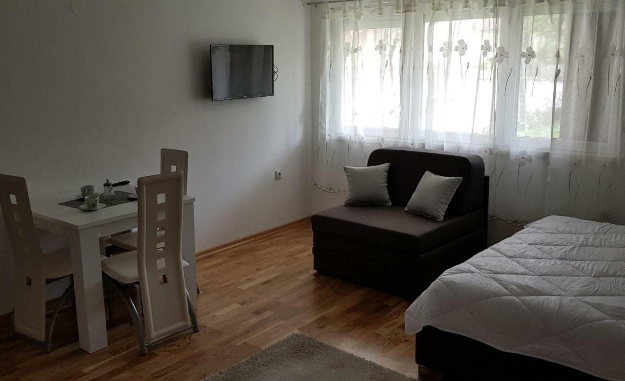 Banjalux Apartmani I Sobe Vrnjačka Banja Exteriör bild