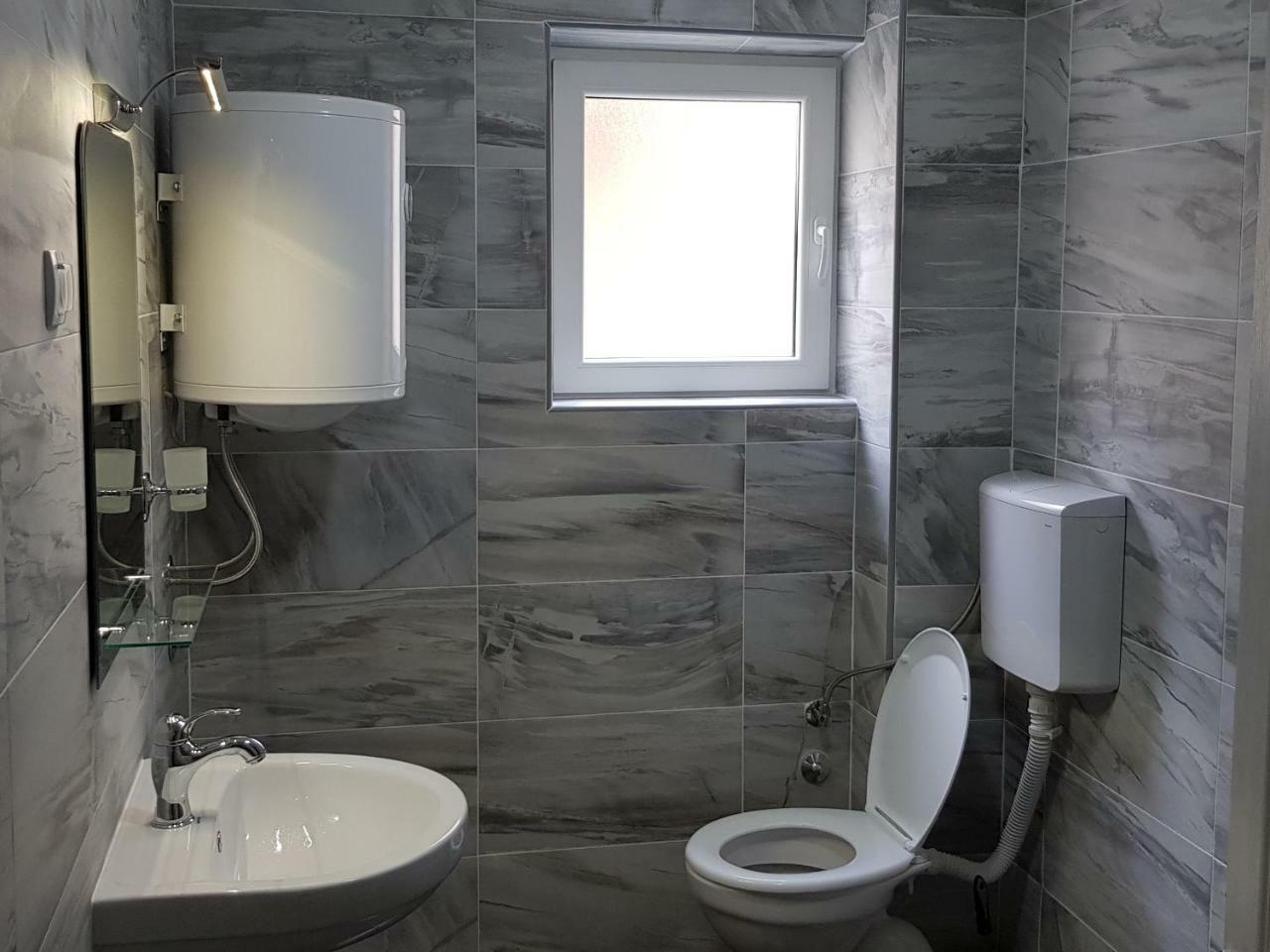 Banjalux Apartmani I Sobe Vrnjačka Banja Exteriör bild